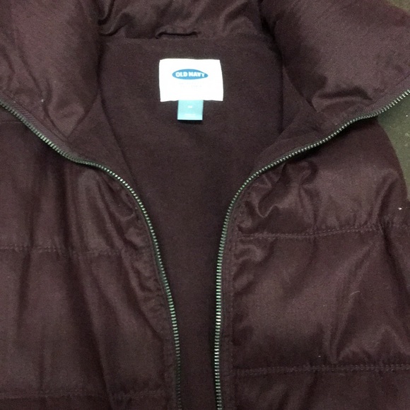 Maroon vest - Picture 2 of 2